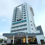 11@Century Hotel