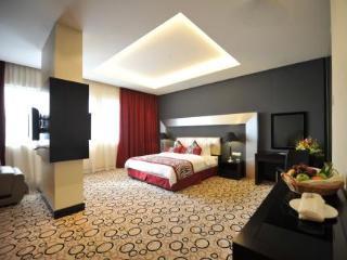 11@century 3*