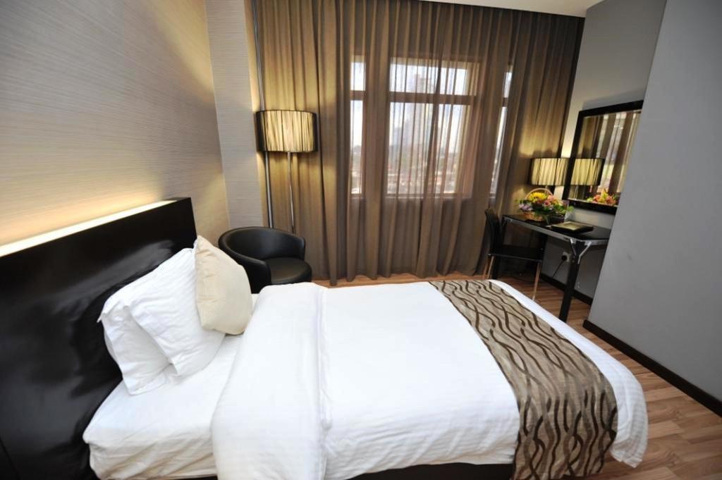 11@century Hotel